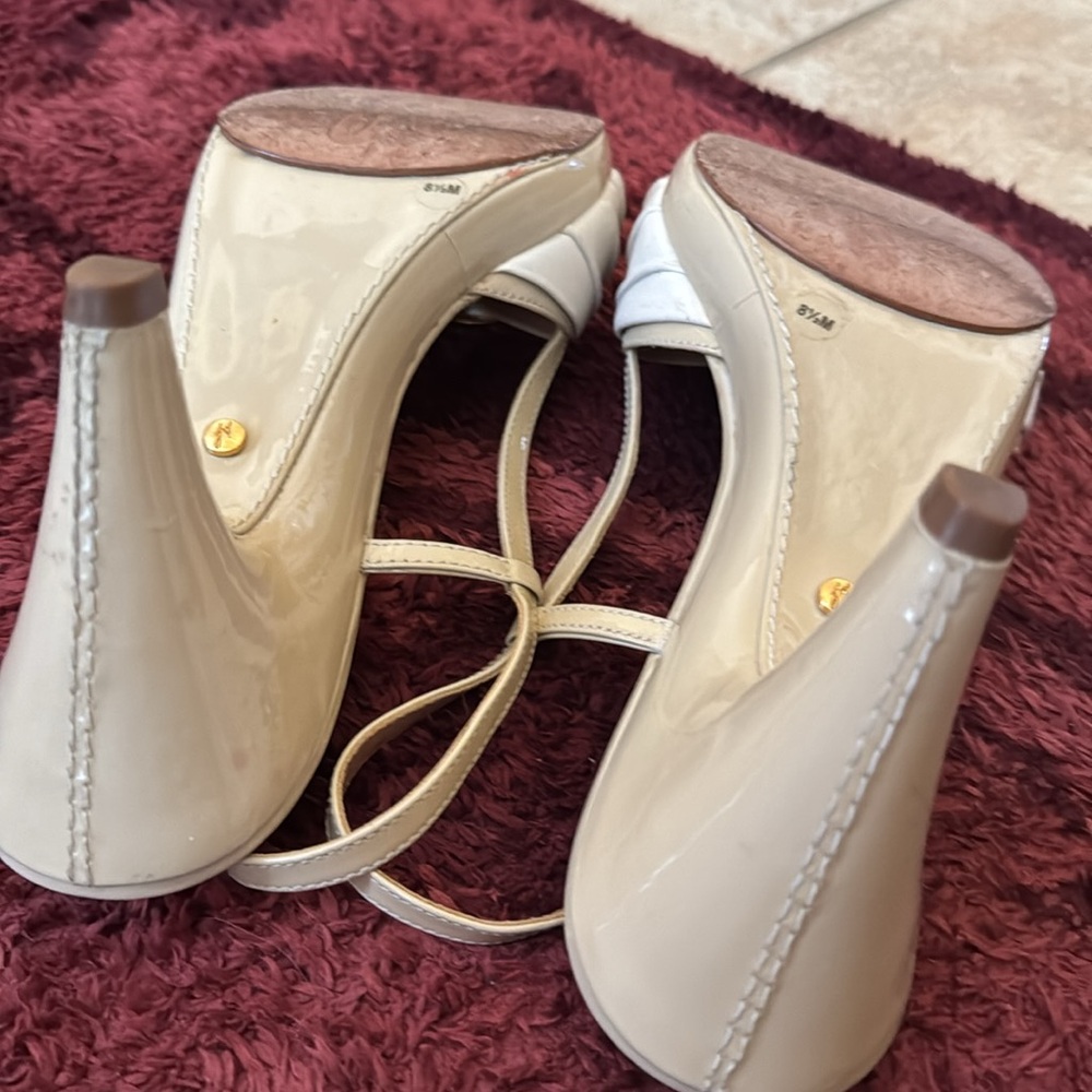 Dress Shoes - Picture 4 of 7